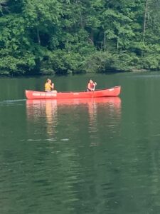 4-H summer campers canoeing.